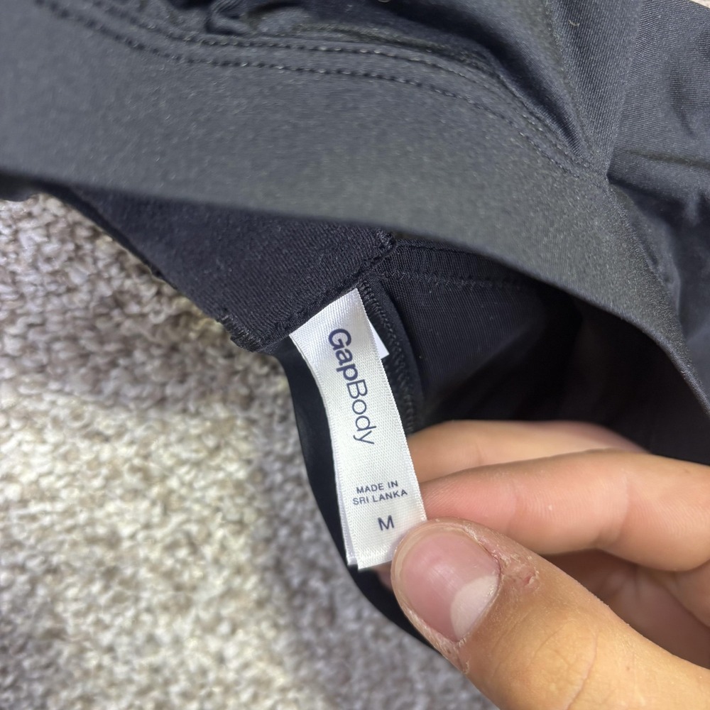 NWT‎ GapBody Second Skin Bra Womens Medium Black Wireless Bralette Adjustable - Picture 5 of 7